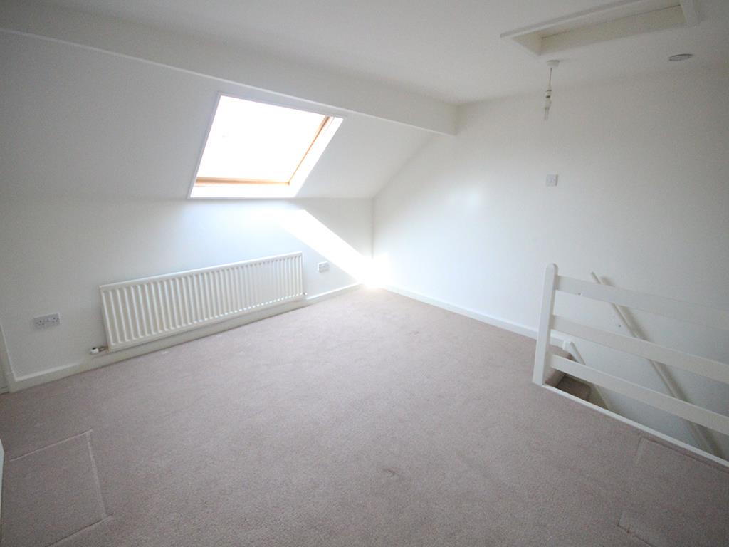 2 bedroom terraced house Let Agreed in Barnoldswick - 2015-04-08 13.47.18.jpg